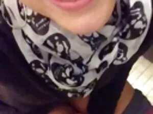 Le doy a una chica nerd un bocado de hentai sin censura español latino esperma caliente