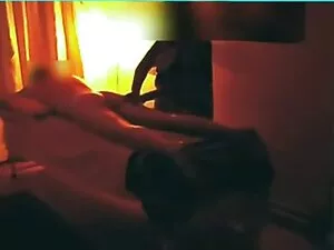 pareja de lesbianas se burlan videos de porno español latino mutuamente