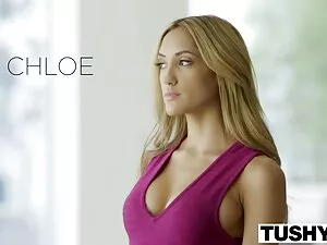 Esposa en un trío con audio latino porno un joven