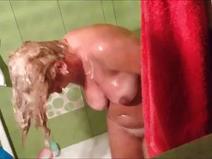 Joven videos porno con audio latino hottie chupa polla y come caliente cumload
